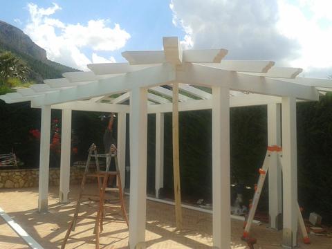 Gazebo con tegola canadese