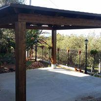 Gazebo a quattro falde.