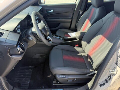 Alfa Romeo Junior 1.2 HYBRID 145CV EDCT6 SPECIALE MY25 Elettrica / Benzina