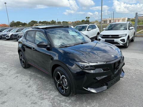 Alfa Romeo Junior 1.2 HYBRID 145 CV EDCT6 SPECIALE MY25 + TETTO Elettrica / Benzina