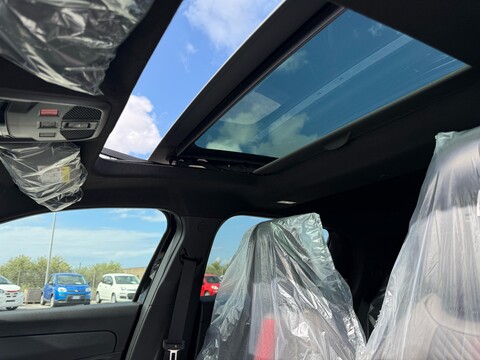 Alfa Romeo Junior 1.2 HYBRID 145 CV EDCT6 SPECIALE MY25 + TETTO Elettrica / Benzina