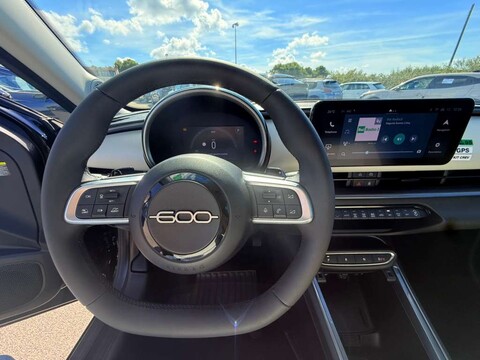 Fiat 600 1.2 HYBRID La Prima 100cv e-DCT Elettrica / Benzina