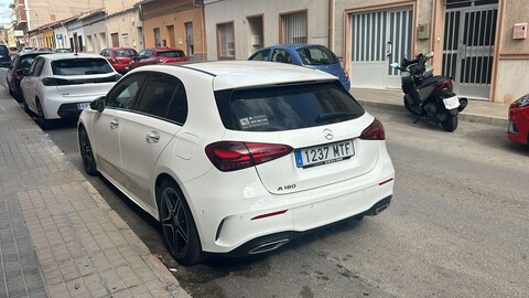 Mercedes-Benz A 180 136 CV AMG LINE NIGHT EDITION AUTOMATIC + TETTO Benzina
