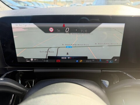 Mercedes-Benz GLA 200 d 150 CV AMG LINE NIGHT EDITION AUTOMATIC +TETTO Diesel