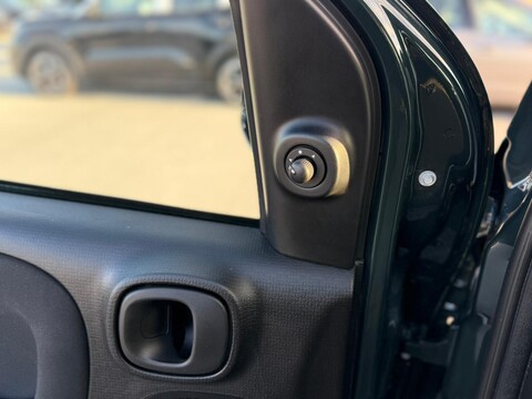 Fiat New Panda PANDINA 1.0 HYBRID S&S 70 CV CROSS MY25 Elettrica / Benzina