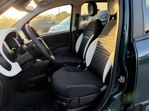 Fiat New Panda PANDINA 1.0 HYBRID S&S 70 CV CROSS MY25 Elettrica / Benzina