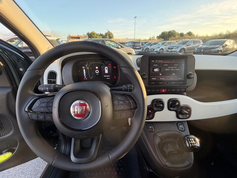 Fiat New Panda PANDINA 1.0 HYBRID S&S 70 CV CROSS MY25 Elettrica / Benzina