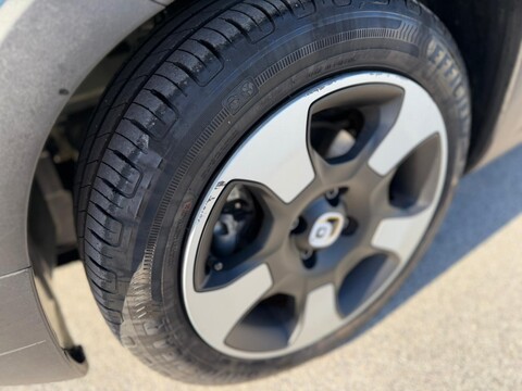 Fiat New Panda PANDINA 1.0 HYBRID S&S 70 CV CROSS MY25 Elettrica / Benzina