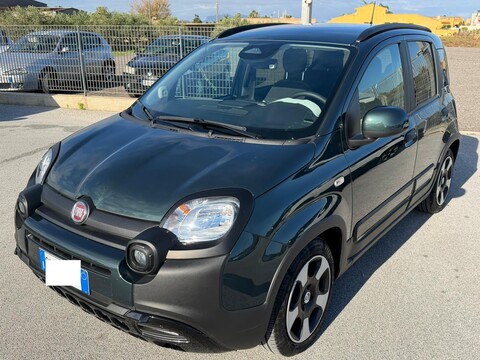 Fiat New Panda PANDINA 1.0 HYBRID S&S 70 CV CROSS MY25 Elettrica / Benzina
