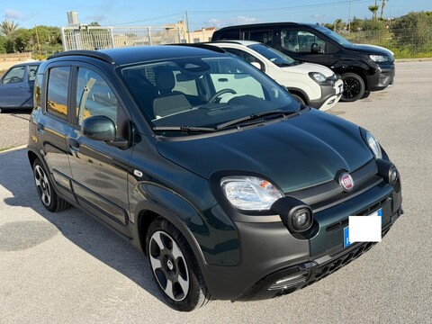 Fiat New Panda PANDINA 1.0 HYBRID S&S 70 CV CROSS MY25 Elettrica / Benzina