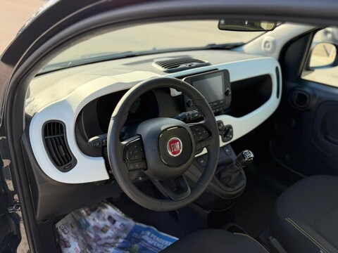 Fiat New Panda PANDINA 1.0 HYBRID S&S 70 CV CROSS MY25 Elettrica / Benzina