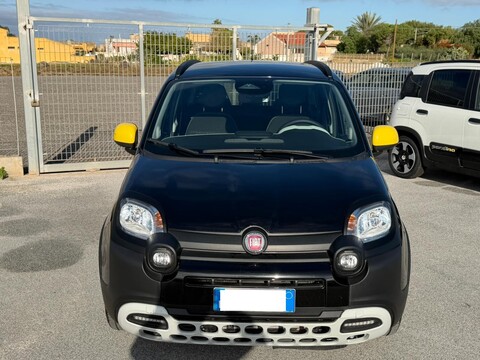 Fiat New Panda PANDINA 1.0 HYBRID S&S 70 CV CROSS MY25 Elettrica / Benzina
