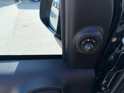 Fiat New Panda PANDINA 1.0 HYBRID S&S 70 CV CROSS MY25 Elettrica / Benzina