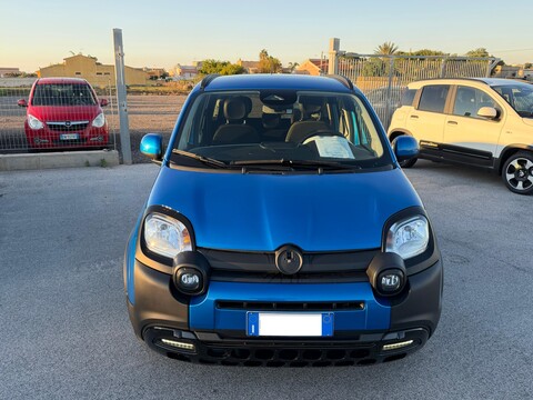 Fiat New Panda PANDINA 1.0 HYBRID S&S 70 CV CROSS MY25 Elettrica / Benzina