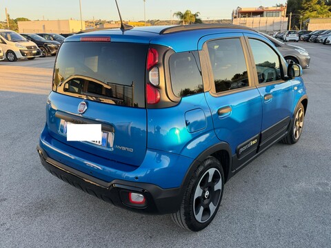 Fiat New Panda PANDINA 1.0 HYBRID S&S 70 CV CROSS MY25 Elettrica / Benzina