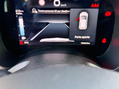 Fiat New Panda PANDINA 1.0 HYBRID S&S 70 CV CROSS MY25 Elettrica / Benzina