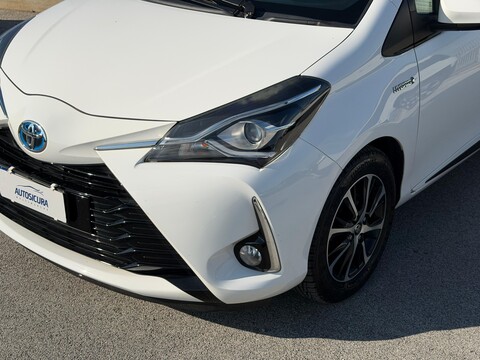 Toyota Yaris 5p 1.5 hybrid Active Plus Elettrica / Benzina