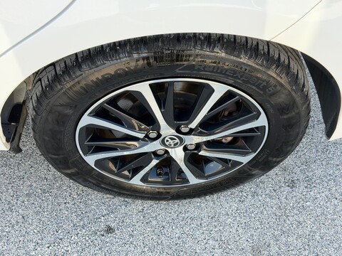 Toyota Yaris 5p 1.5 hybrid Active Plus Elettrica / Benzina