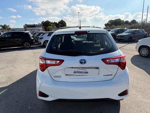 Toyota Yaris 5p 1.5 hybrid Active Plus Elettrica / Benzina