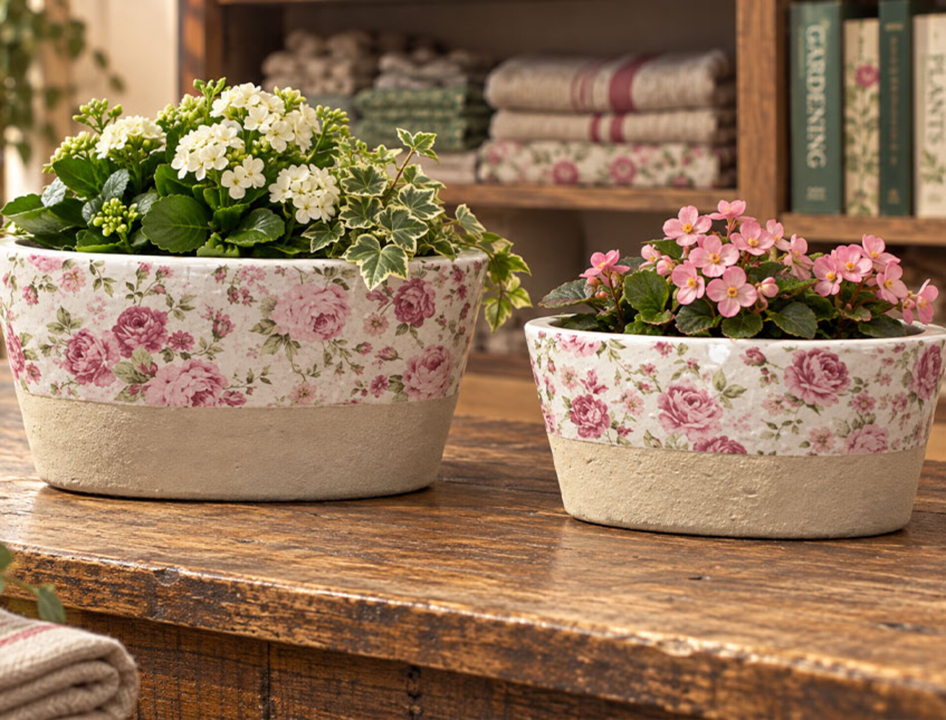 Ovaline Porta Piante x 2 - Sconti per Fioristi e Aziende - in ceramica Linea Romantic Rose