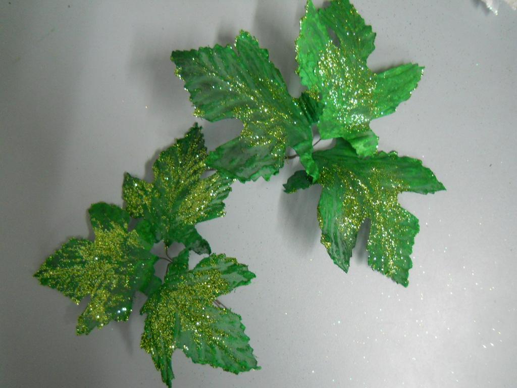Foglie Acero Glitterate - Sconti per Fioristi e Aziende Conf.x 12 cm 9x10 Conf, x 10 cm.12x14