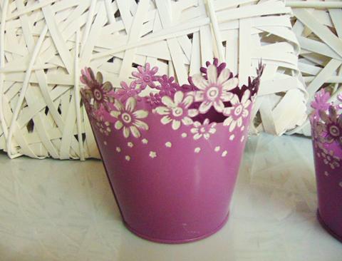 Vaso fiorito dm. 15 in latta traforata in 4 colori - Sconti per Fioristi e Aziende