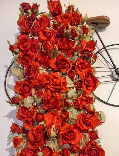 Pannello di rose rosse 35x100 cm Adatto per Fioristi, Garden e San Valentino