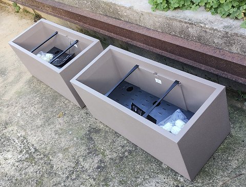 Fioriera retta H 33 Tortora - Sconti per Fioristi e Aziende . - in ABS Larga