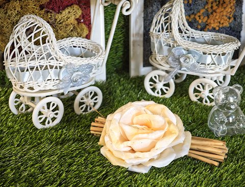 Carrozzina portaconfetti H 19 - Sconto per Fioristi e Aziende . - per Matrimonio e Feste