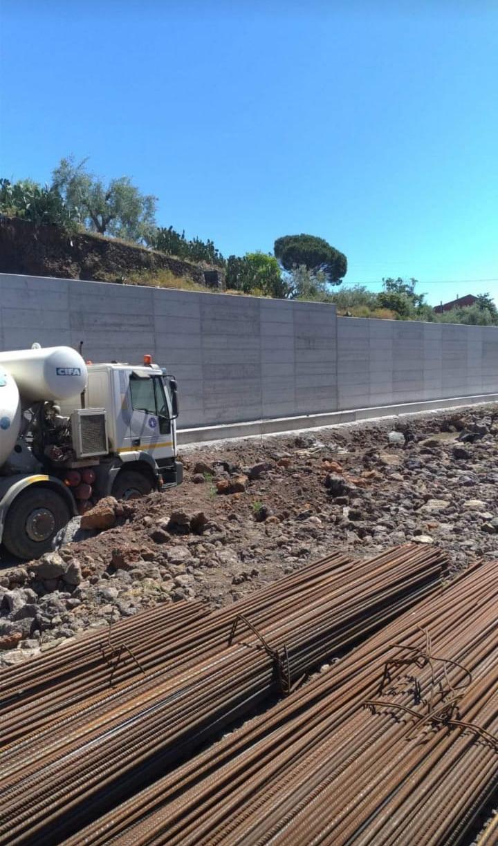 Realizzazioni muri in cemento armato Edileanza a Richiesta