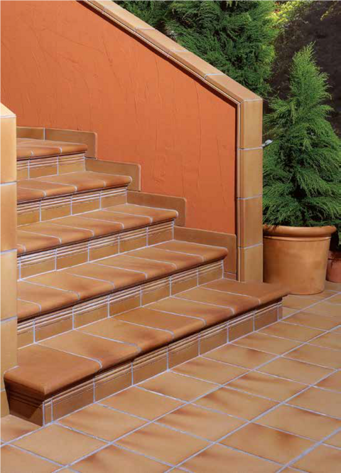 REALIZZAZIONE DI SCALE IN CEMENTO ARMATO ADRANO CALCESTRUZZI SU RICHIESTA