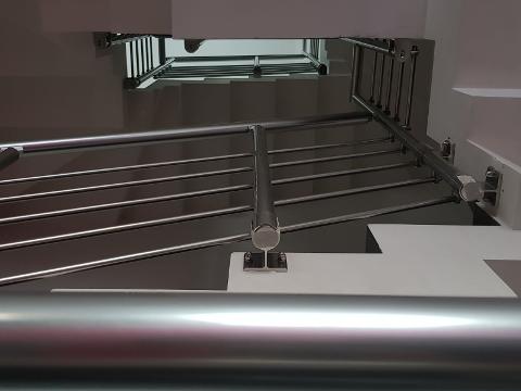 ringhiera alluminio anodizzato rivenditore sicilia trapani palermo agrigento.jpg