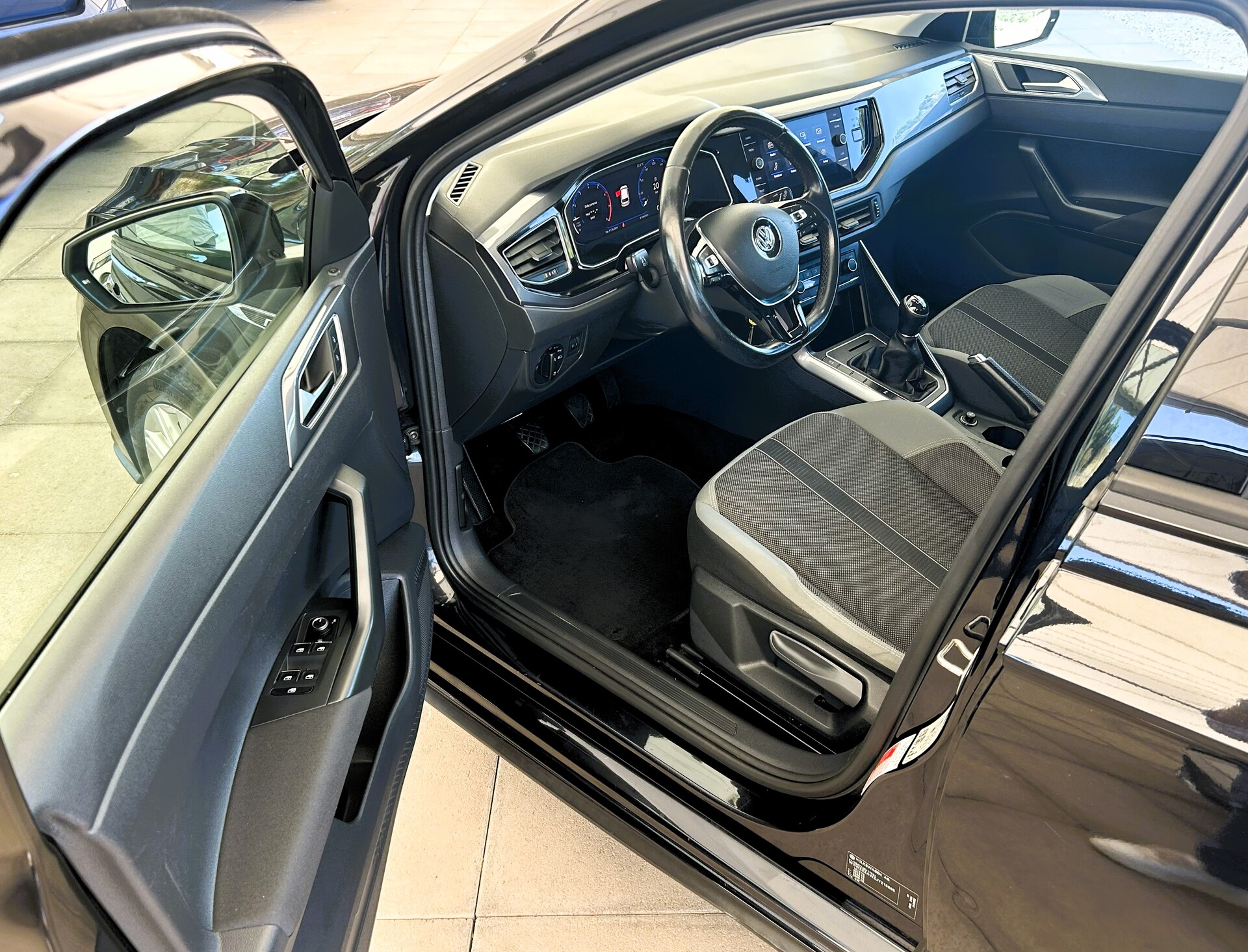 Volkswagen Polo 1.0 Tsi 95cv R-Line 5P. *VENDUTO* Benzina