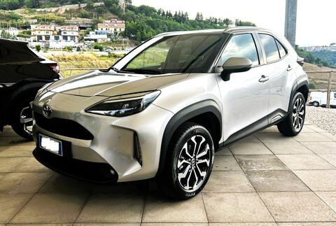 Toyota Yaris Cross 1.5 Hybrid 5p. E-CVT Trend Elettrica / Benzina