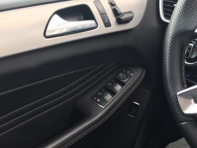 Mercedes-Benz ML 350 Pelle parziale Nero Diesel