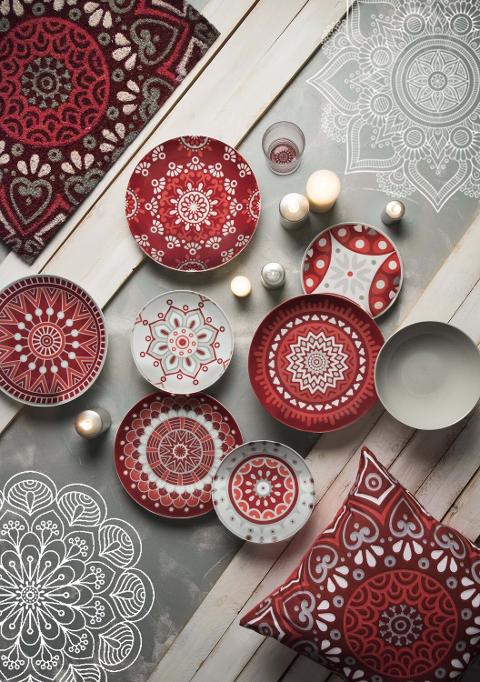 Servizio 18 pz piatti in porcellana decorata Excelsa MANDALA RED