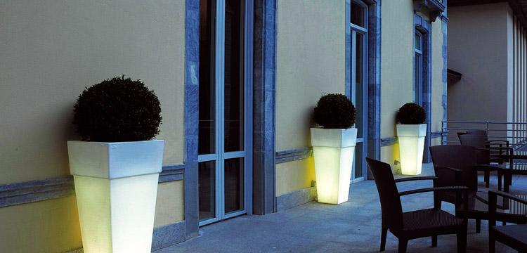 ARREDO E COMPLEMENTO TELCOM MODUM
