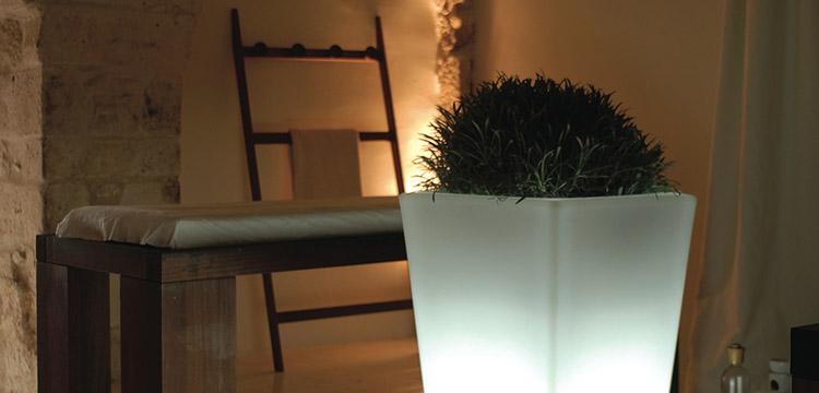 ARREDO E COMPLEMENTO TELCOM MODUM