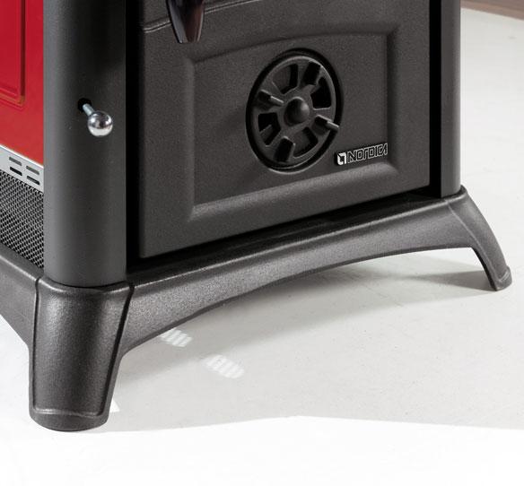 STUFA A LEGNA LA NORDICA GEMMA FORNO