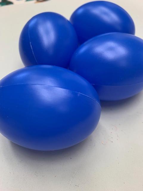 Uova in plastica colorate H 6 cm. Confezione da 10 pezzi marianne hobby 6 CM
