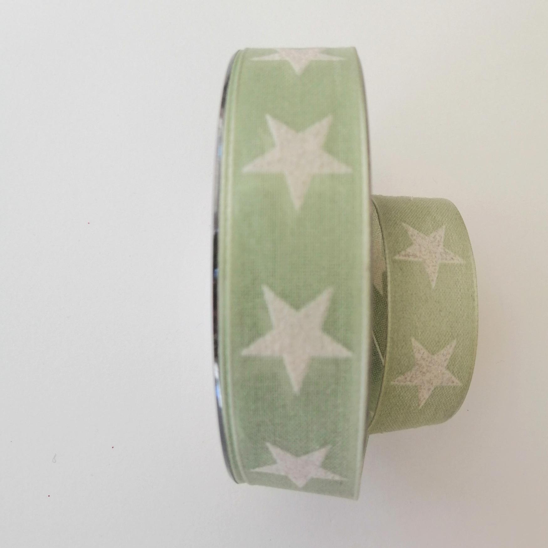 Decoro stelle bianche con filo di nylon pbs fondo verde 25mm