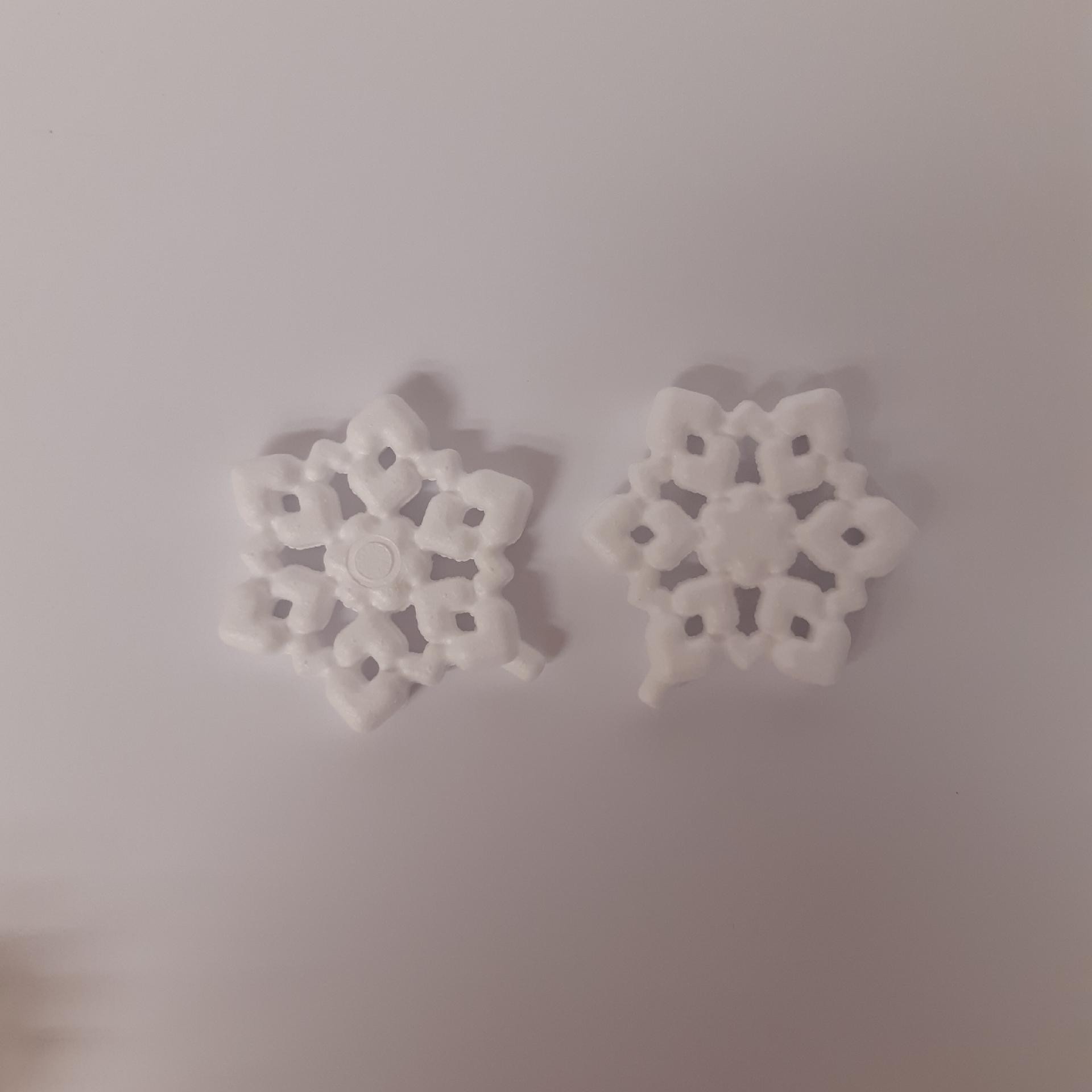 Fiocco neve di polistirolo arti e grafica H 9cm spessore 1 cm