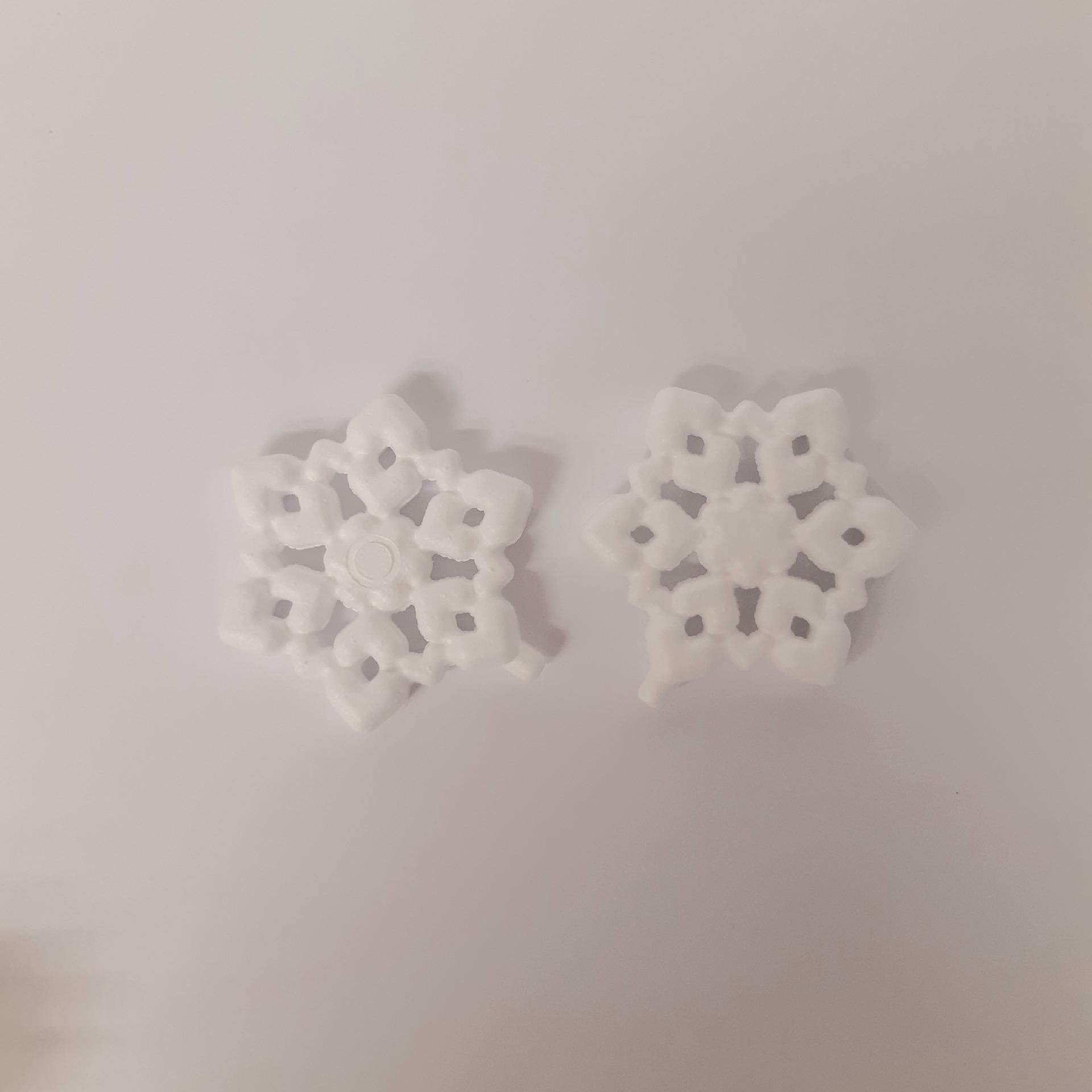 Fiocco neve di polistirolo arti e grafica H 9cm spessore 1 cm