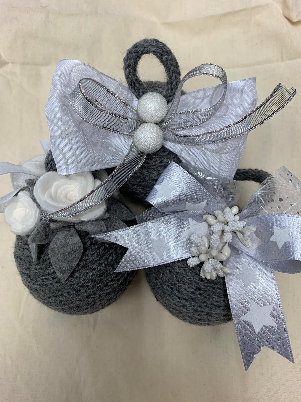 Set n° 3 Palle di Natale  arti e grafica in lana con fiocchi decorati