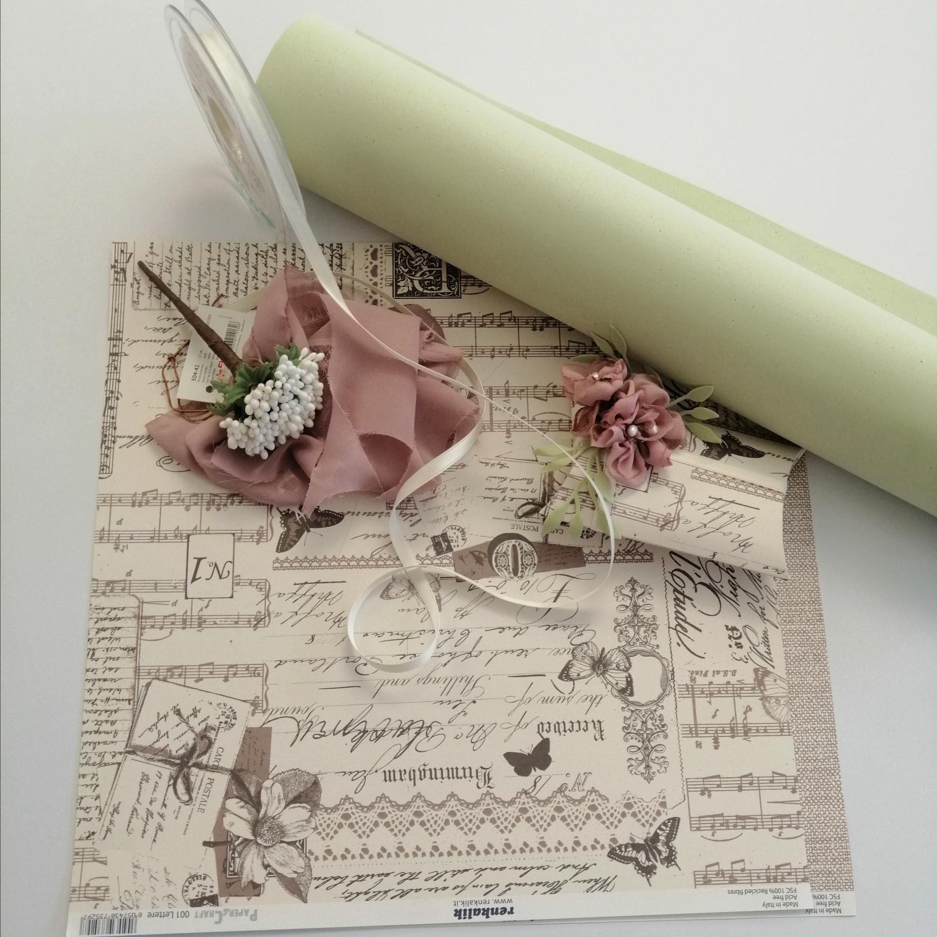carta scrapbooking fantasia lettere, fiori, spartiti e note