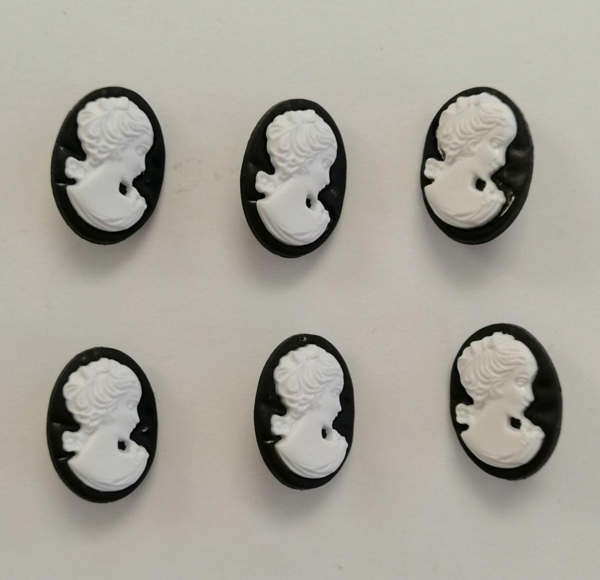 Bottoni in resina cammeo Stafil busta da 6 pezzi 2 cm 2,5 cm