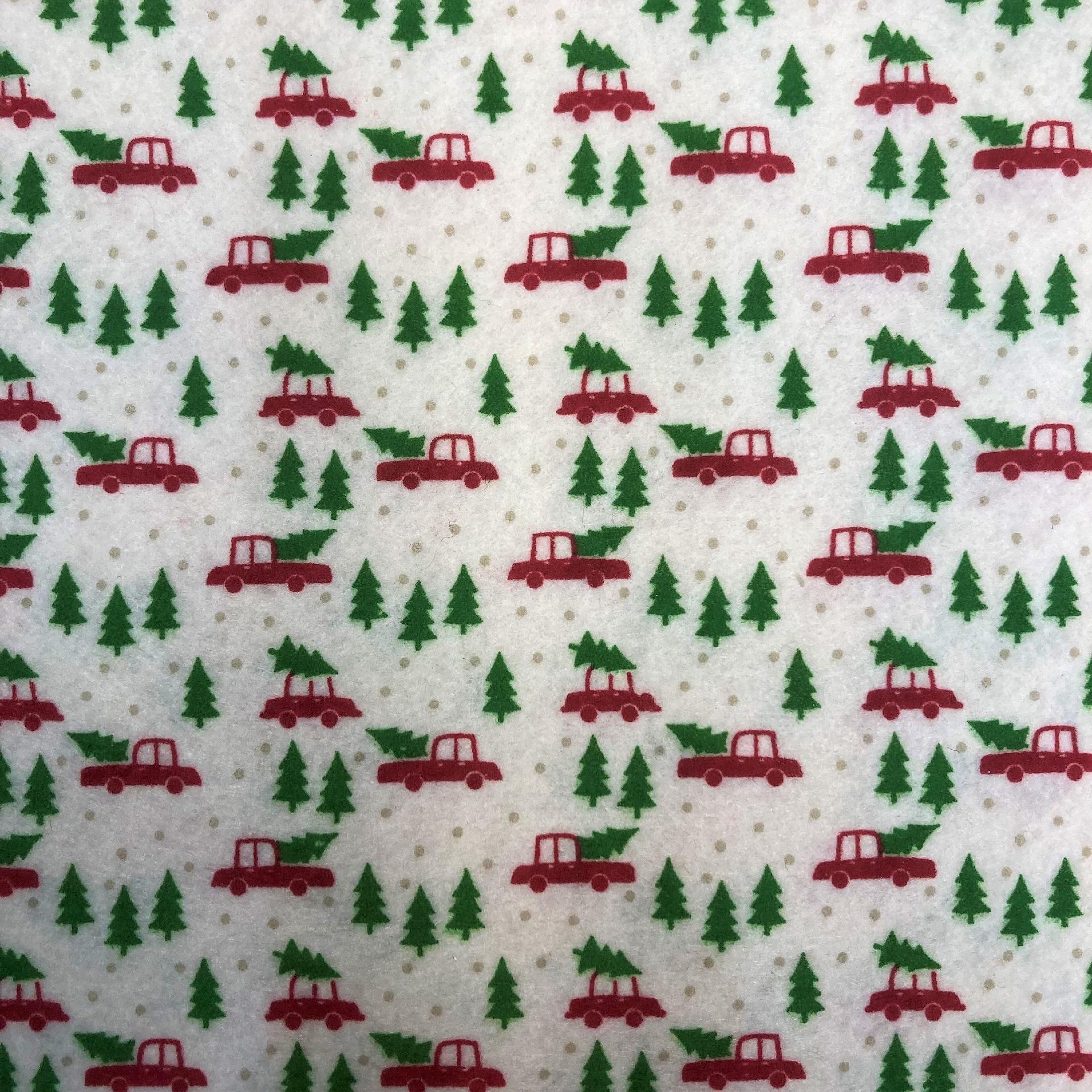 Feltro stampato bianco con macchinine rosse e alberi stafil 30x40cm