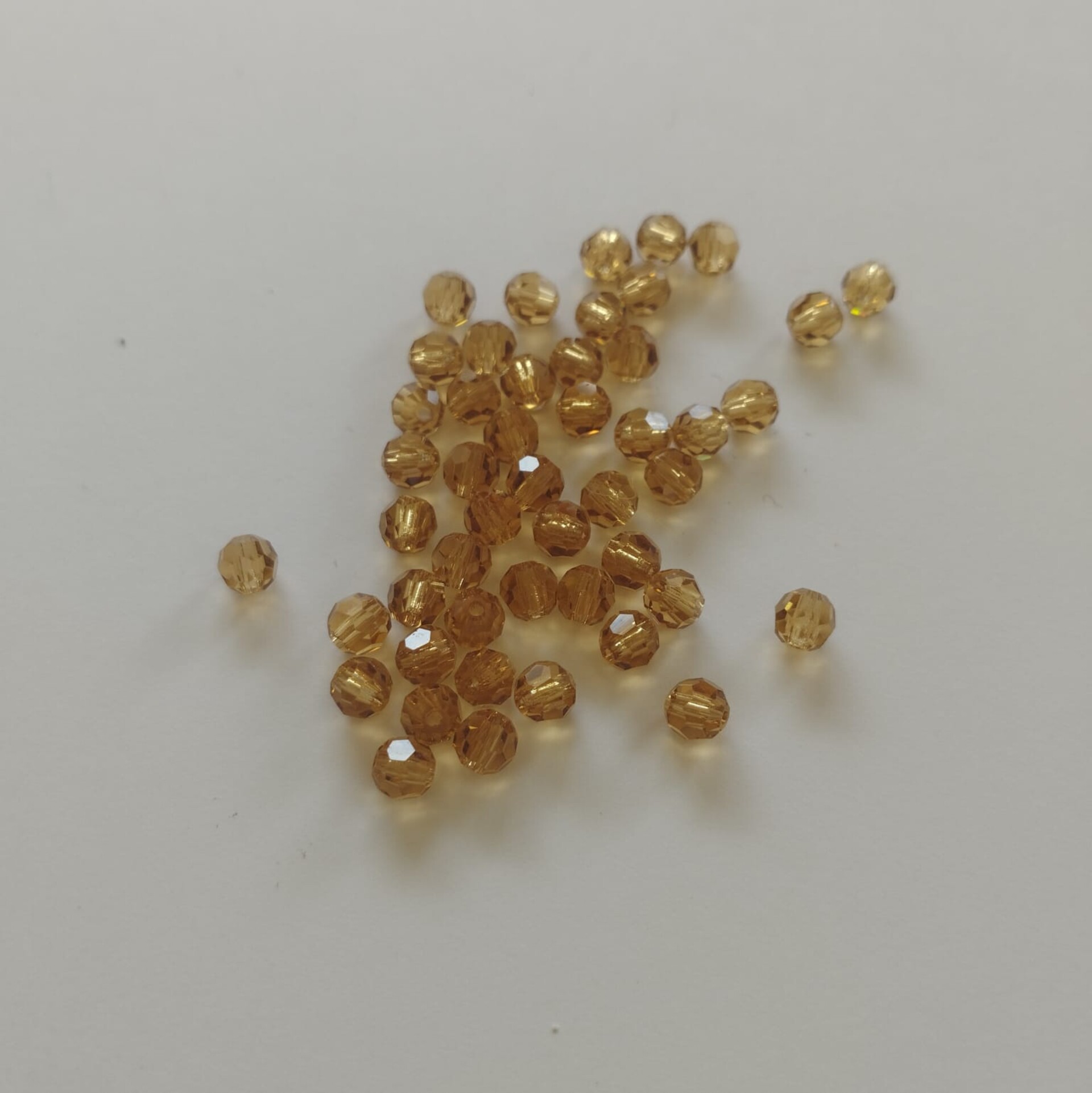 cristalli preciosa sfaccettati light smoked topaz  4 mm preciosa busta da 100 pz
