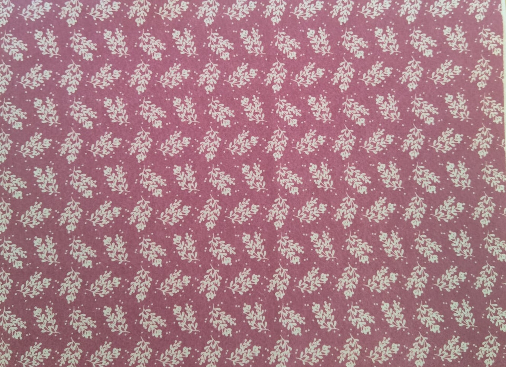 pannolenci fantasia rosa antico con vischio panna Stafil 30x40 cm
