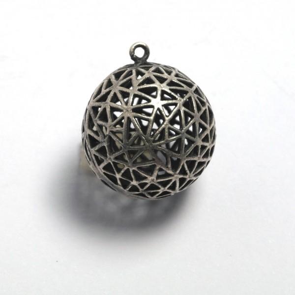 Ciondolo sfera reticolata colore argento antico 20  mm menoni busta da 4 pezzi